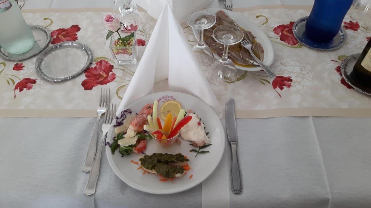 Hotel Rosa 3*